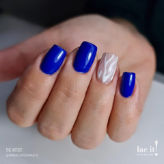 en Vogue Lac It! Casablanca bright bold cobalt blue crème UV/LED gel nail polish for professional nails and extensions on square manicure