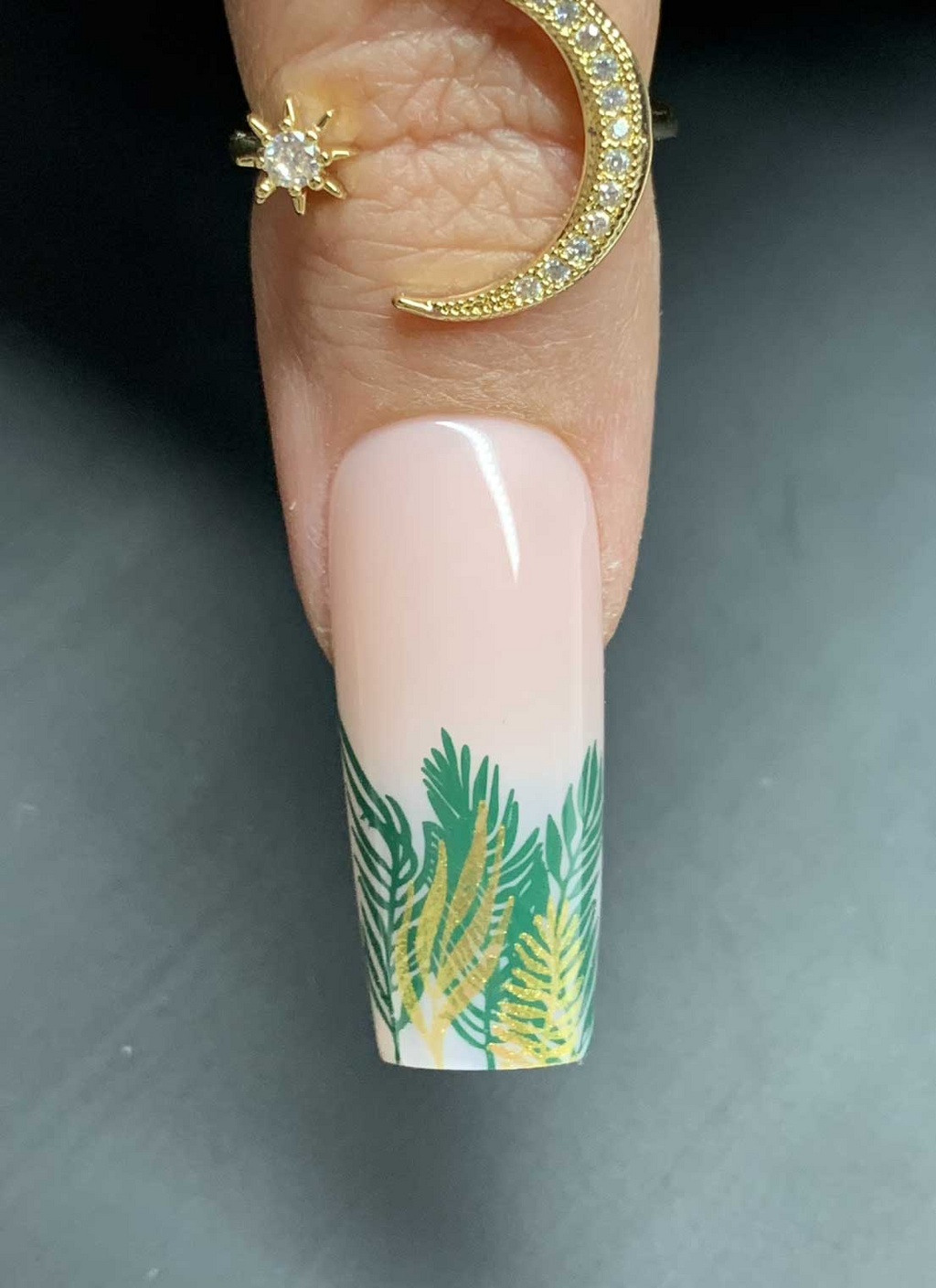 Insatiable Tropics - Uber Chic Stamping Plate