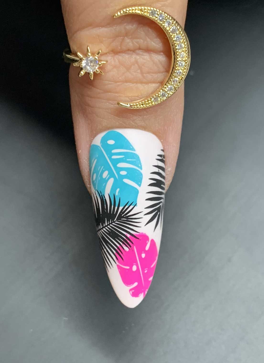 Insatiable Tropics - Uber Chic Stamping Plate