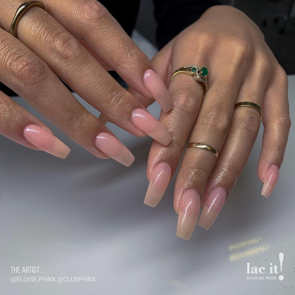 en Vogue Lac It! In the bluff rosy chestnut brown crème UV/LED gel nail polish for professional nails and extensions on coffin shaped manicure