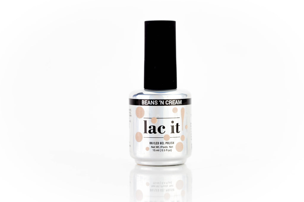 en Vogue Lac It! Beans 'n Cream natural beige crème UV/LED gel nail polish for professional nails and extensions bottle