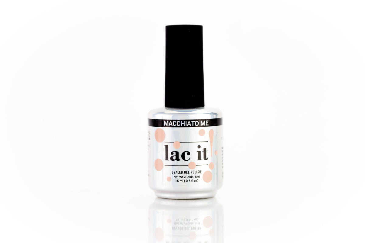 en Vogue Lac It! Macchiato Me deep beige crème with salmon undertones UV/LED gel nail polish for professional nails and extensions bottle