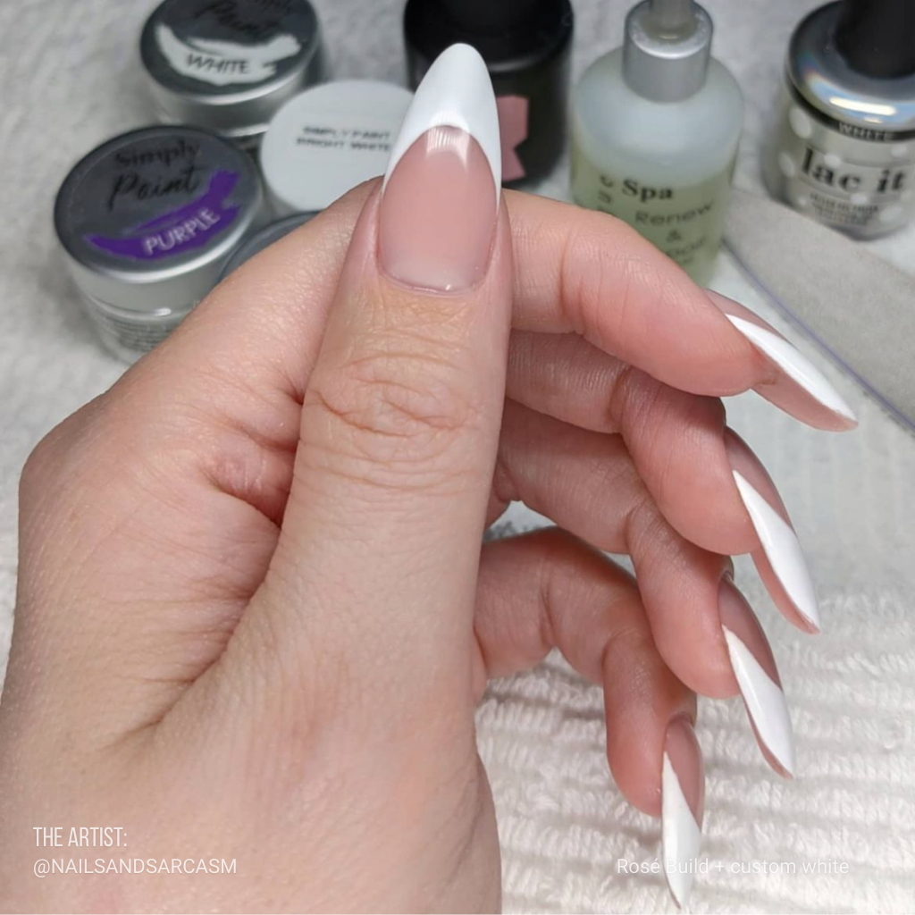 en Vogue CBS Build Rose medium dusty pink self-levelling hard gel for Professional nails and extensions on manicured nails