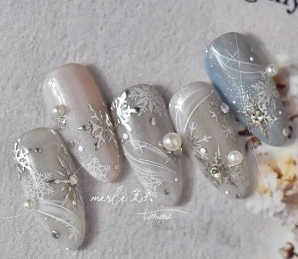 Embossed Silver Snowflakes w/ Crystals 429 -  Thin Decals