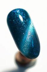 Mermaid Lagoon - Cats Eye Iridescent Gel Polish