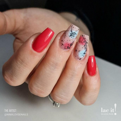 en Vogue Lac It! Summer Punch rich hot pink crème with undertones of red UV/LED gel nail polish for professional nails and extensions on coffin shaped manicured nails
