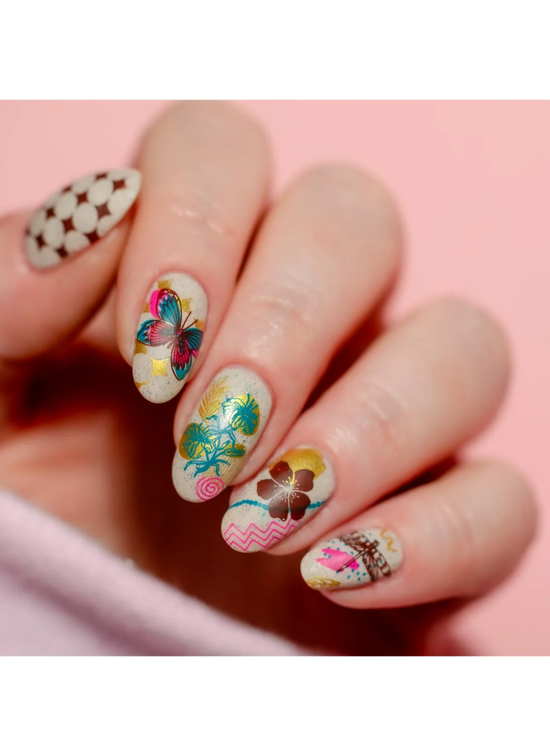 Mod Chic Garden -  Uber Chic Stamping Plate