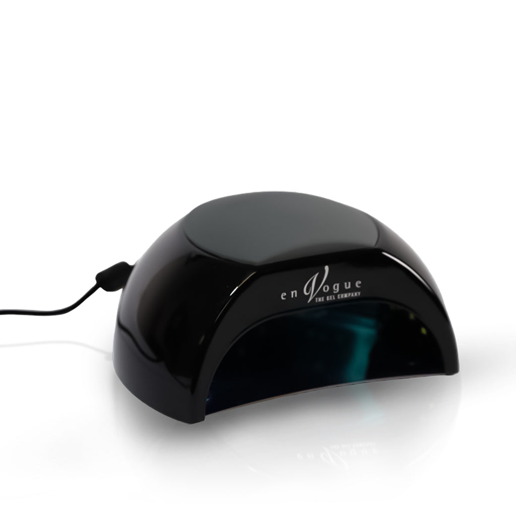 en Vogue Infusion UV/LED Light Unit for professional manicures and extensions - light off