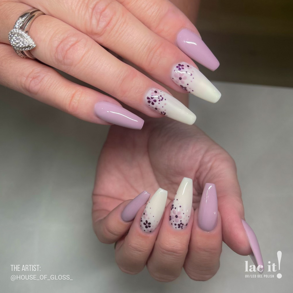 en Vogue Lac it! unplugged UV/LED gel polish for professional nails and extensions shown on nails with nail art