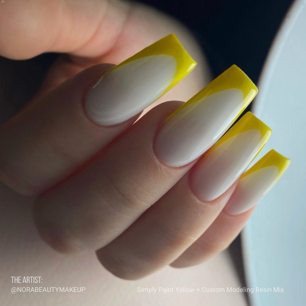 en Vogue Simply Paint yellow bright primary yellow crème for professional manicures and nail art on manicured nails