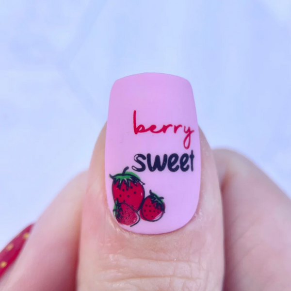 Straw-berry Sweet (CjS-350) Etched Nail Art Stamping Plate - Clear Jelly Stamper Plate