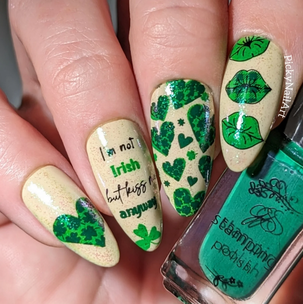 Shake Your Shamrocks (CjSH-103) Etched Nail Art Stamping Plate - Clear Jelly Stamping Plate