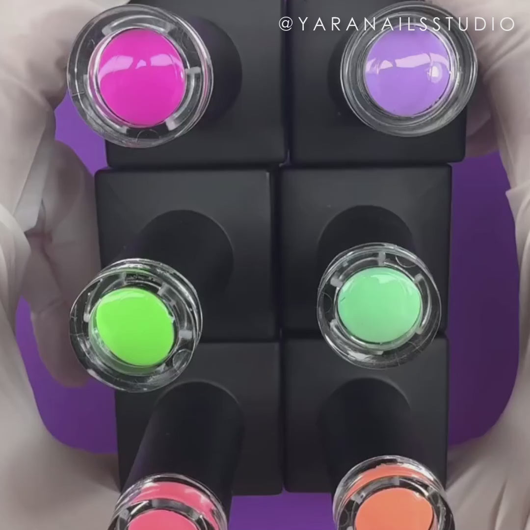 #292 - PEROXIDE PRINCESS - Ugly Duckling Gel Polish