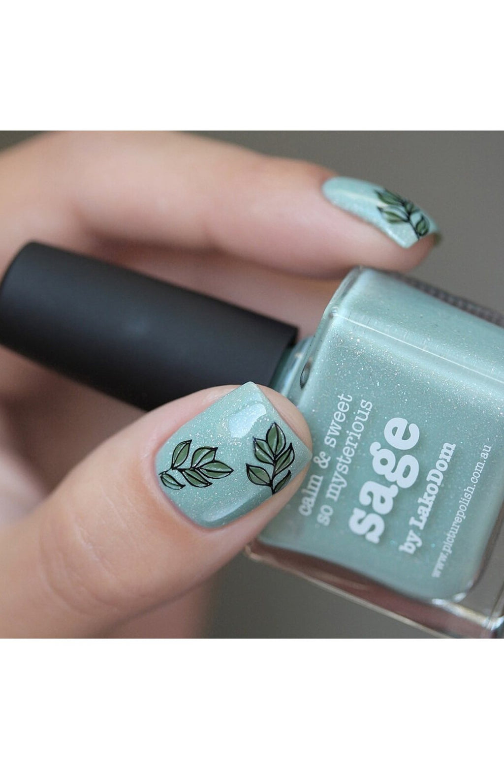 Lovely Leaves 2 - Uber Chic Stamping Plate