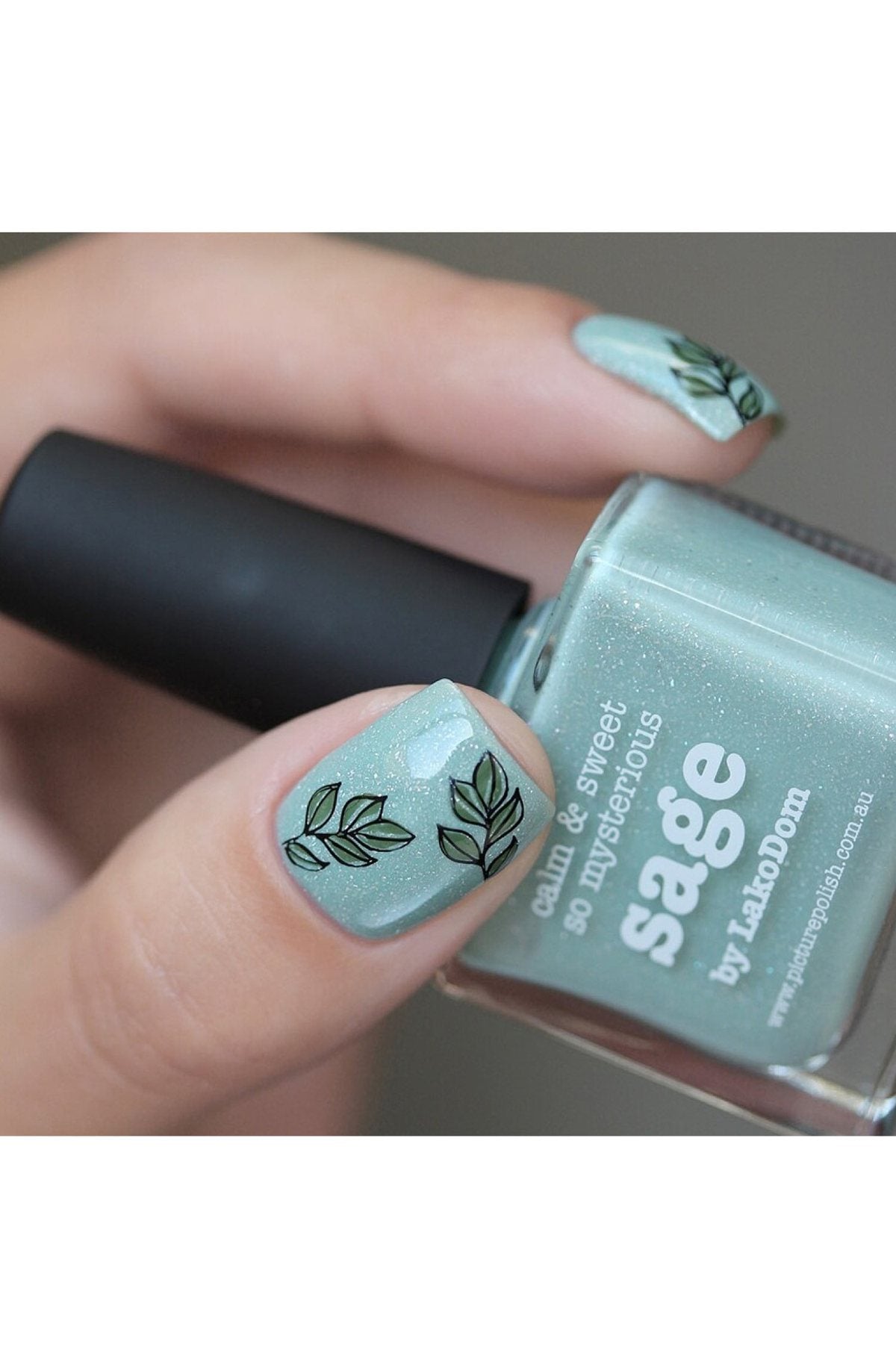 Lovely Leaves 2 - Uber Chic Stamping Plate