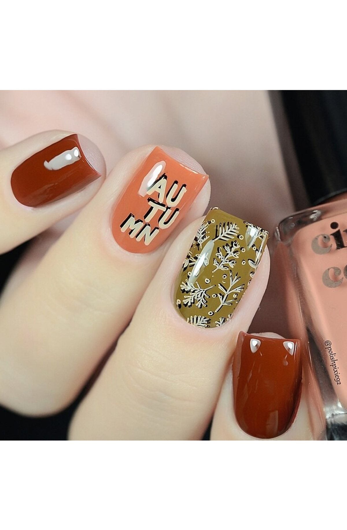 Lovely Leaves 2 - Uber Chic Stamping Plate