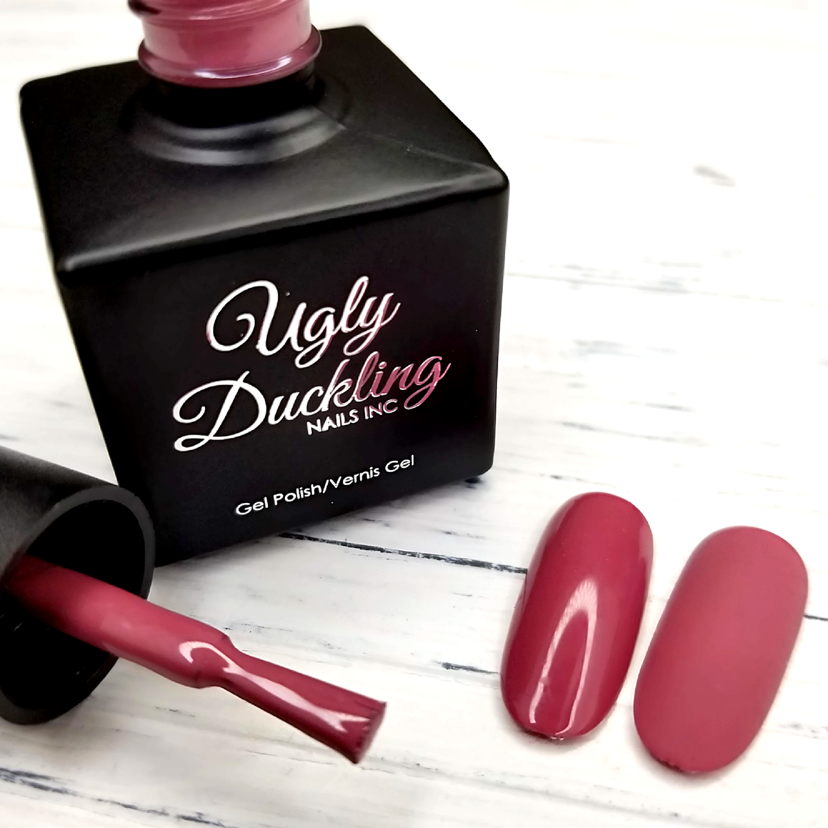 #142 - Ugly Duckling Gel Polish Main image