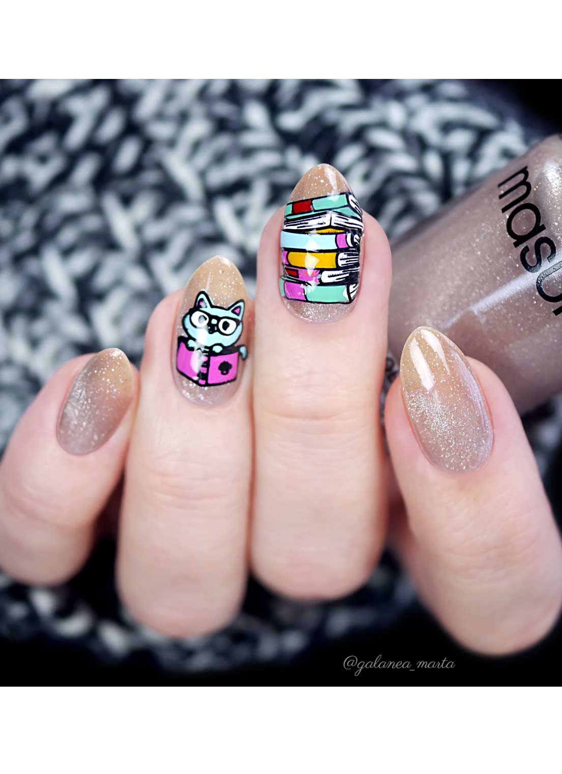 One More Chapter - Uber Chic Mini Stamping Plate Secondary image