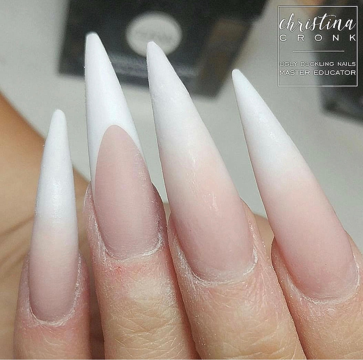 WHITE Premium Acrylic Powder Secondary image