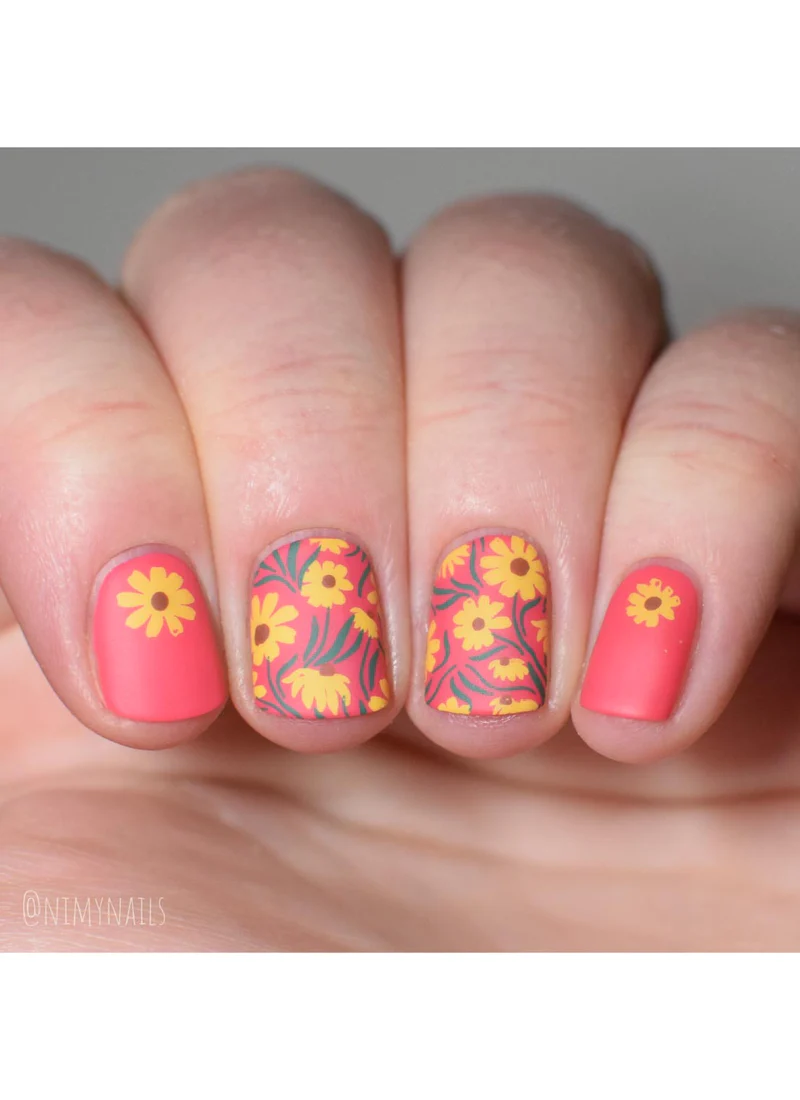 Floral Embrace - Uber Chic Stamping Plate Secondary image