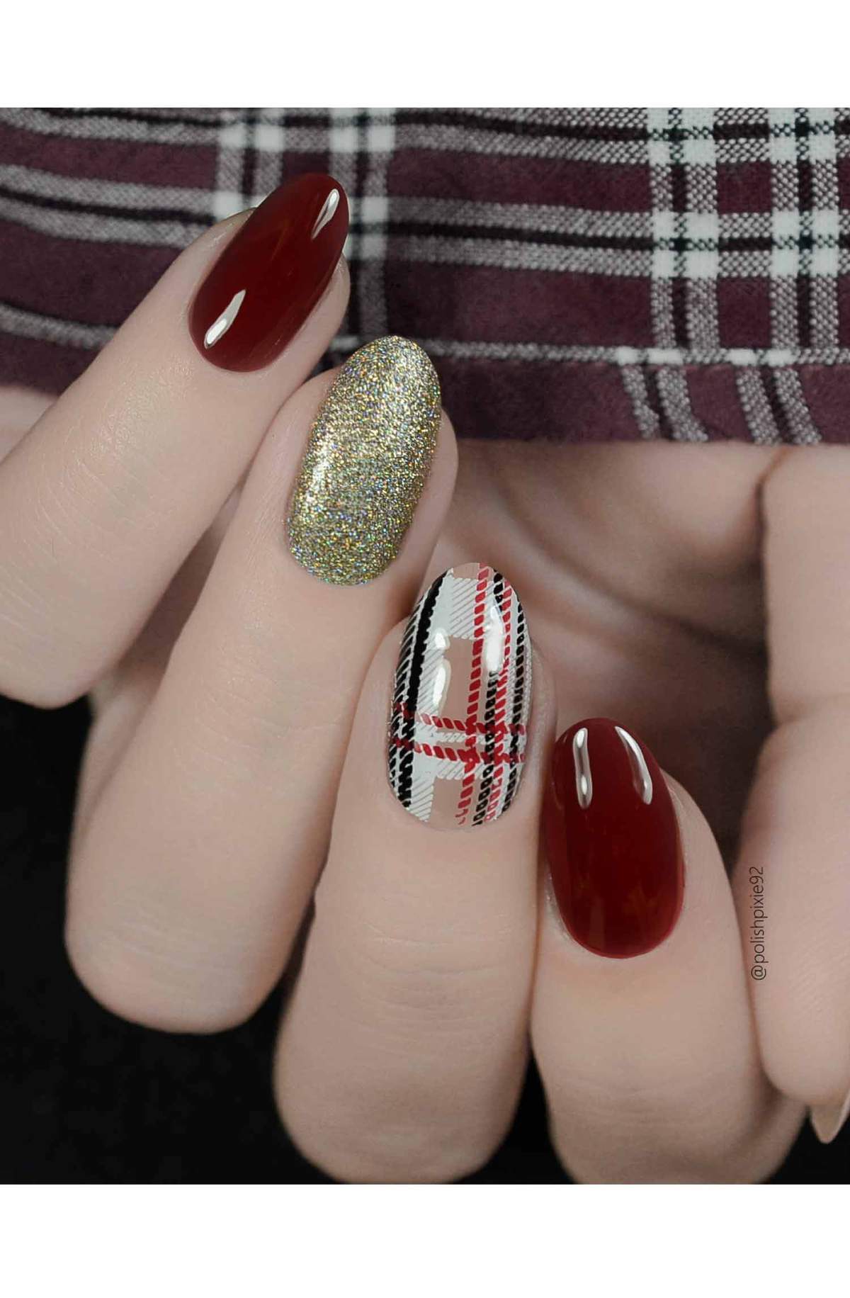 Pretty In Plaid 2 - Uber Chic Stamping Plate